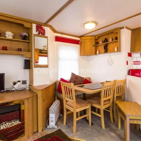 8 Berth Dog Friendly Caravan In Summerfields Holiday In Norfolk Ref 19160S Scratby Exterior photo