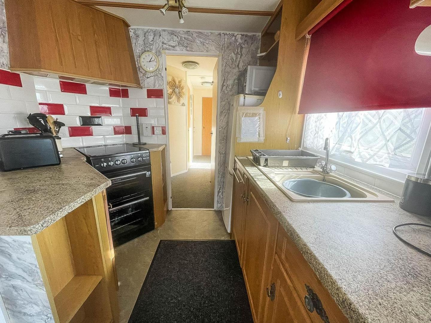 Campsite 8 Berth Dog Friendly Caravan In Summerfields In Norfolk Ref 19160s *